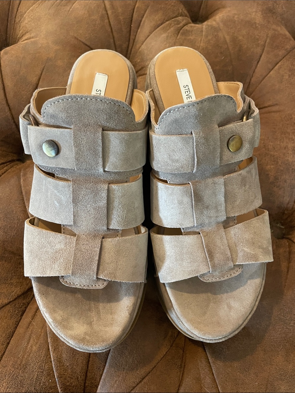 Steve Madden Taupe Suede Studded Platform Slide Mules - Picture 3 of 7